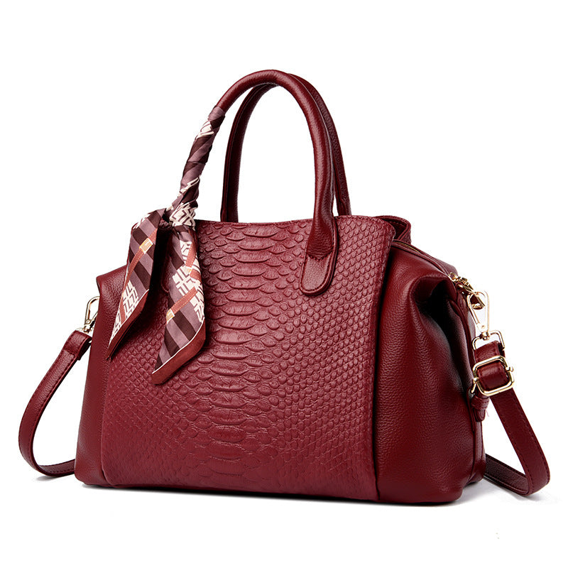 Large Capacity Embossed Crocodile Leather Handbag