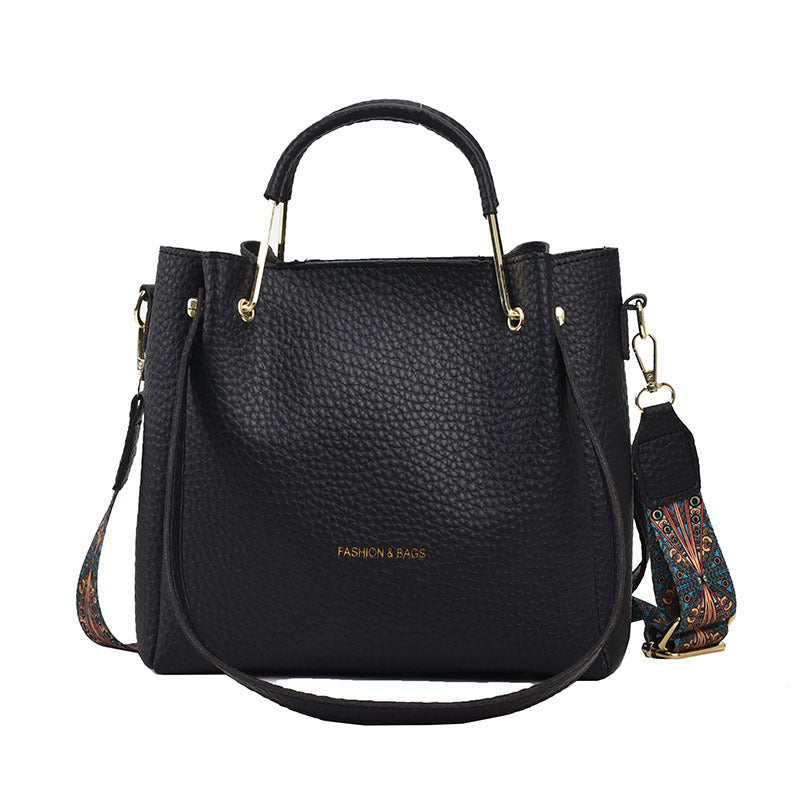 Textured Retro Large Capacity Shoulder Handbag