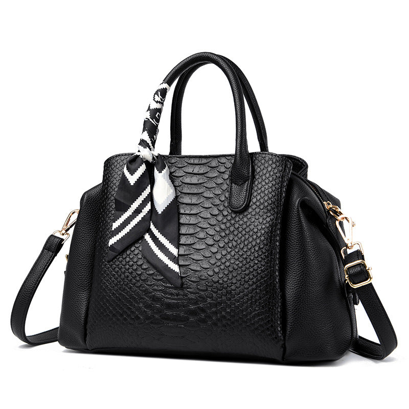 Large Capacity Embossed Crocodile Leather Handbag
