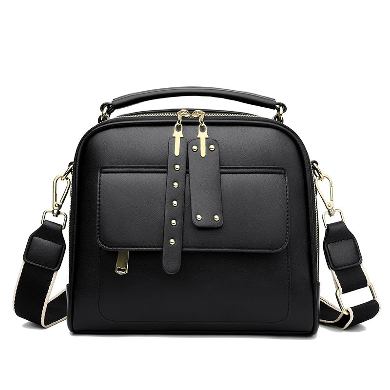 Fashionable Large Capacity Women's Shoulder Bag