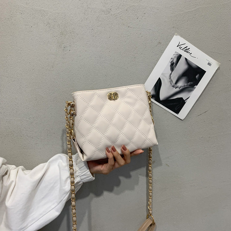 Diamond Chain Style  Mini Shoulder Bag