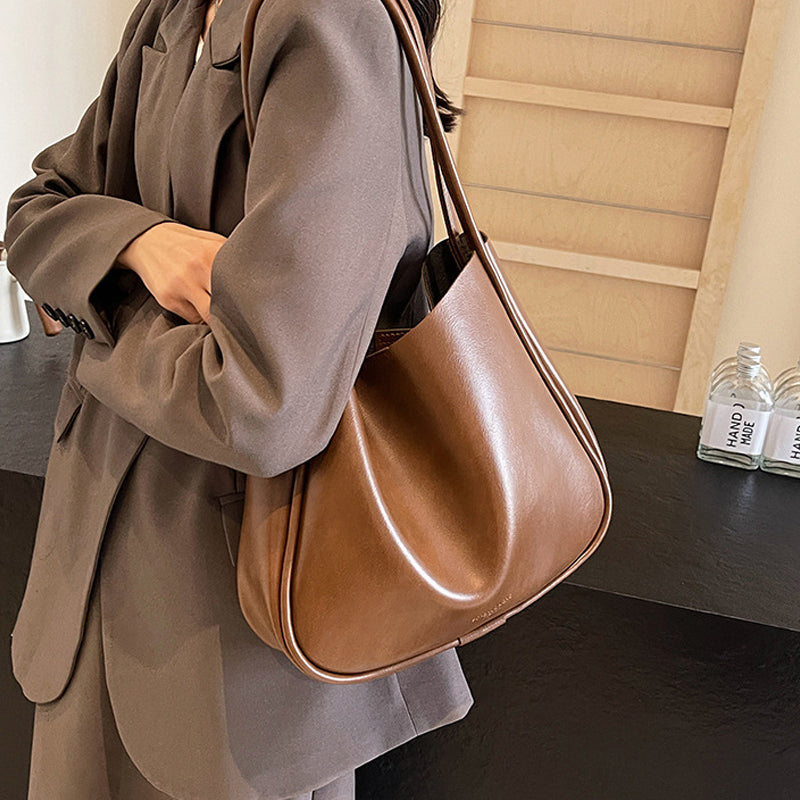 Retro Textured  Large Capacity Commuter Tote