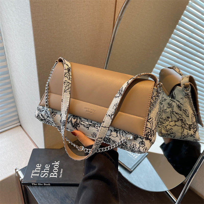 Polar  Simple Armpit Small Square Shoulder Bag