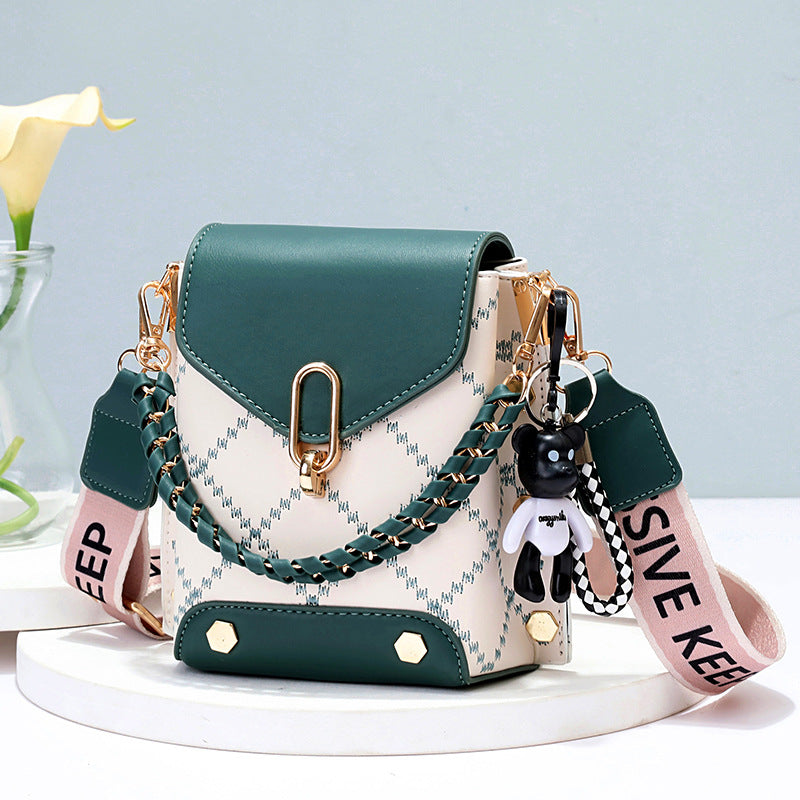 Soft Leather Chain Bucket Crossbody Underarm Bag