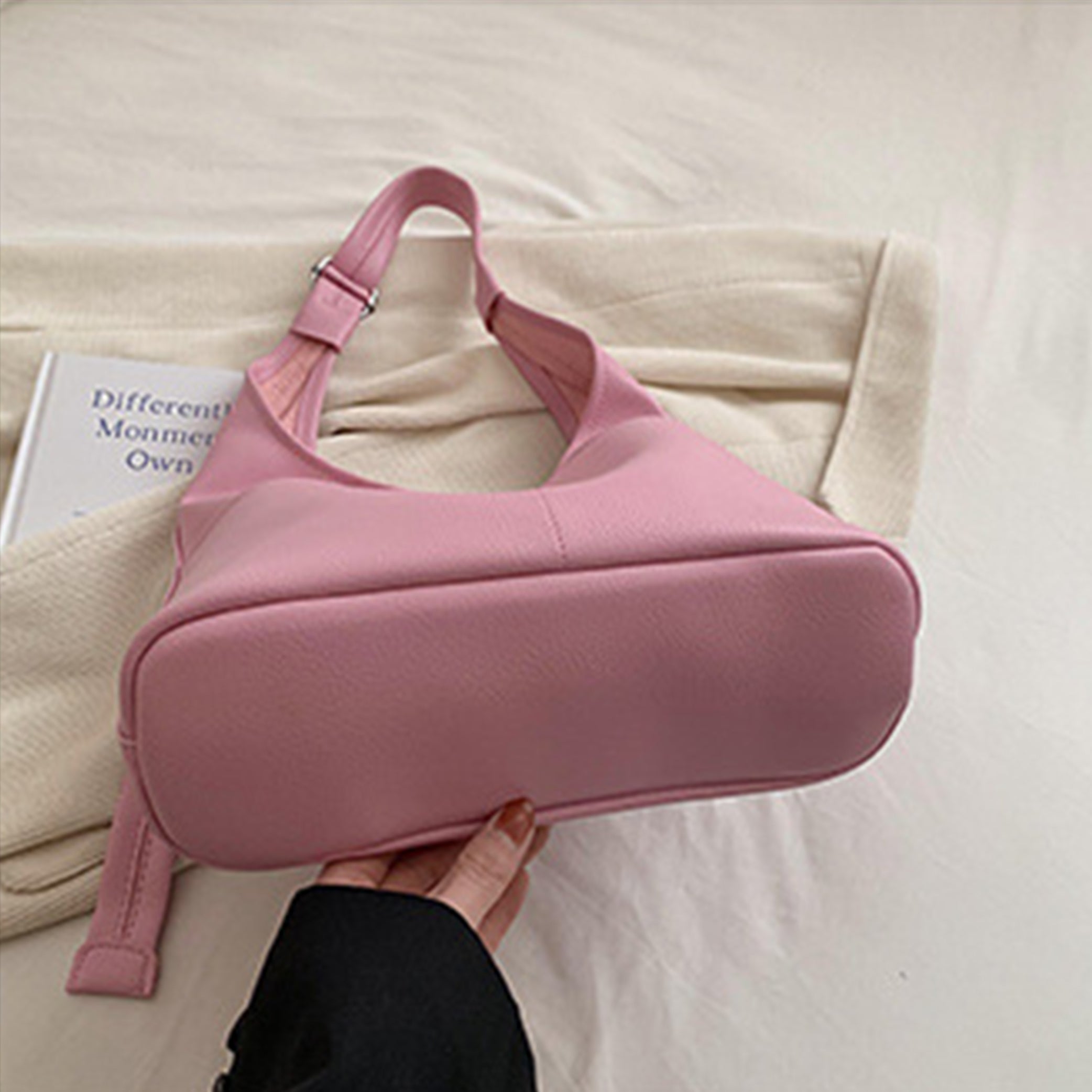 Style Summer  Large Capacity Shoulder Bag