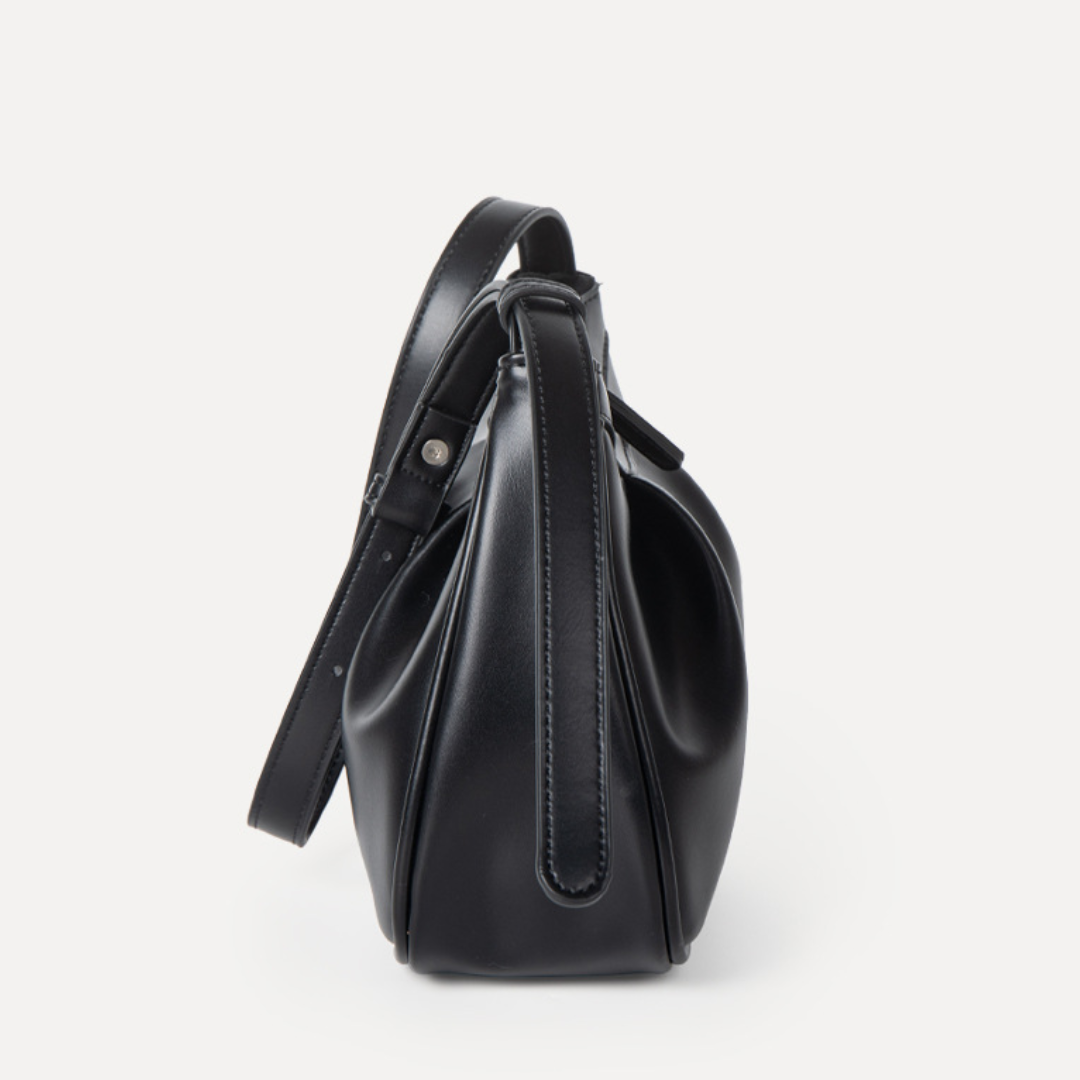 Pleated Cloud  Armpit Baguette Shoulder Bag