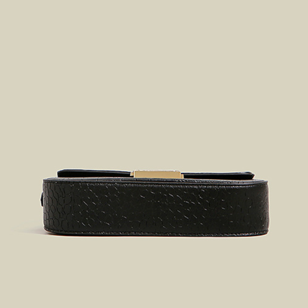 Chain  Niche Underarm Crossbody Bag