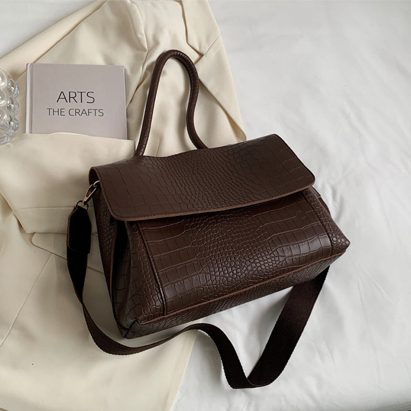 Wide-Band  Commuter Shoulder Tote Bag