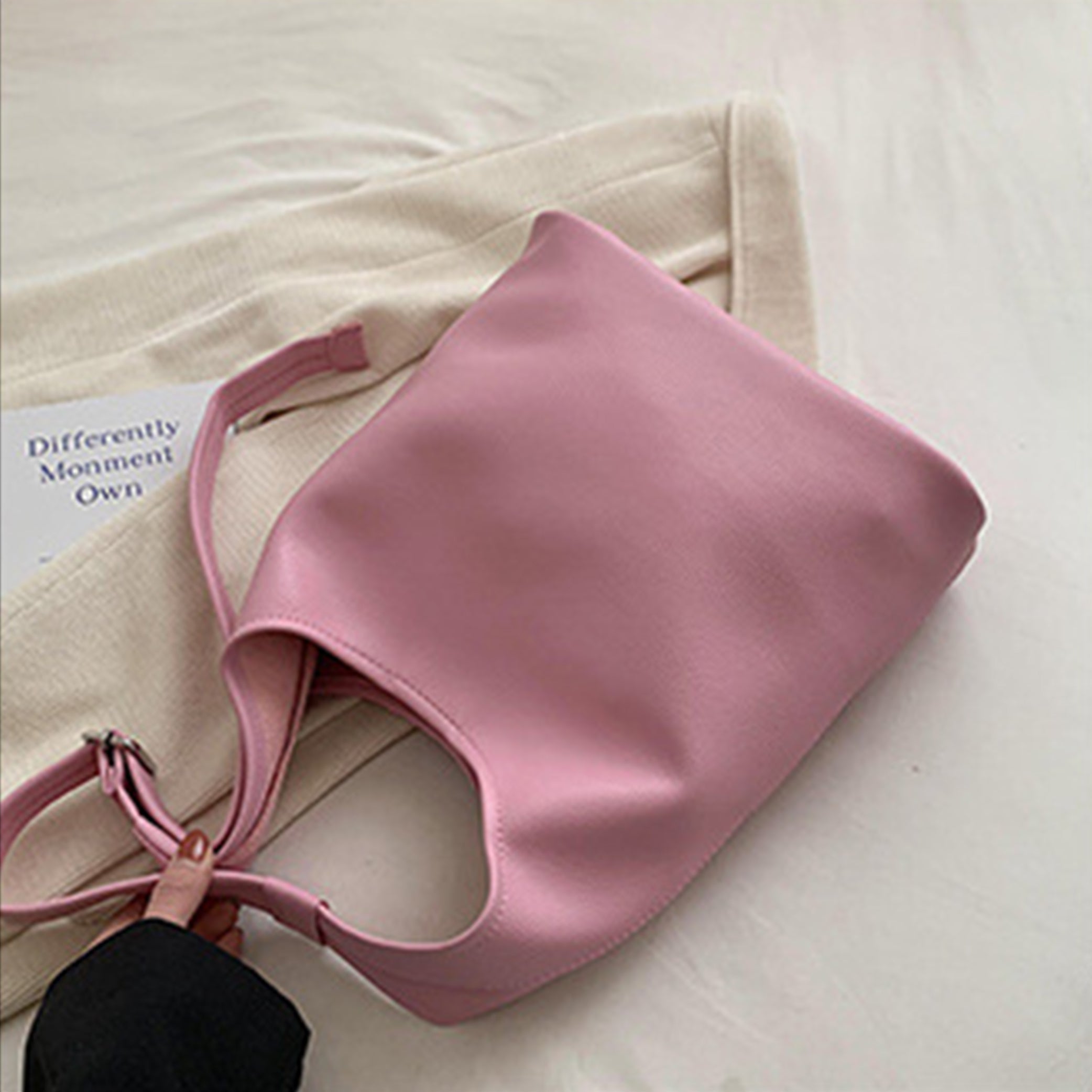 Style Summer  Large Capacity Shoulder Bag
